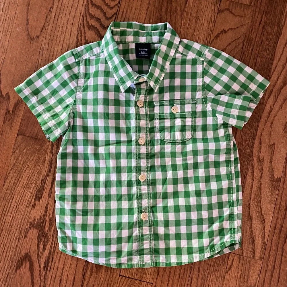 Bundle of 2 Baby Gap button down shirts